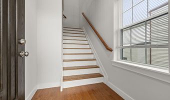 41 E 16TH St 2, Bayonne, NJ 07002