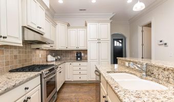 6411 Aldworth Ln, Charlotte, NC 28226
