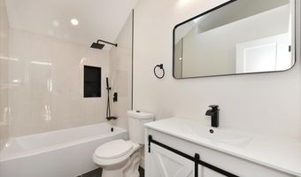 79 Columbus Blvd, Amityville, NY 11701