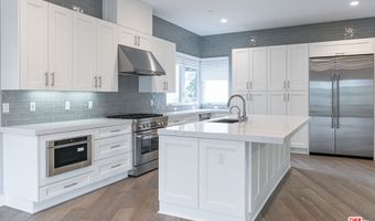 5903 S Westlawn Ave, Los Angeles, CA 90094