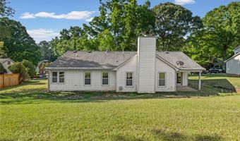 1194 Meadow Oaks Dr NW, Acworth, GA 30102