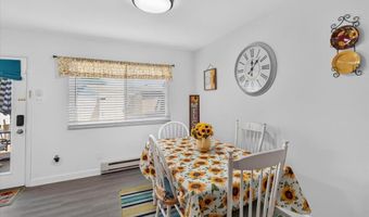 9191 Villaridge Ct, Affton, MO 63123
