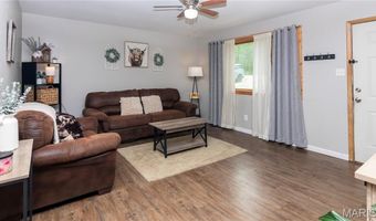 5090 Ridgeview Dr, Arnold, MO 63010