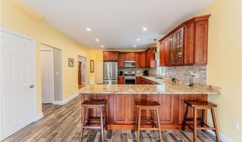 111 Middle St, North Kingstown, RI 02852