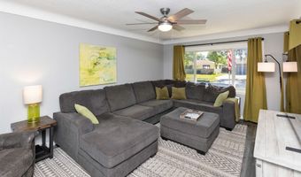 814 SE Oak Dr, Ankeny, IA 50021