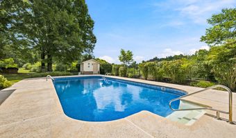 628 Charlotte St, Athens, TN 37303