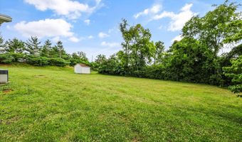 444 Louisville Rd, Alcoa, TN 37701