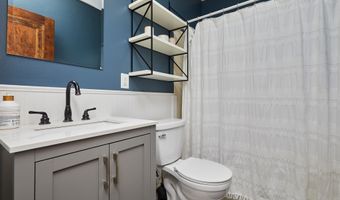 1431 44th St, Des Moines, IA 50311