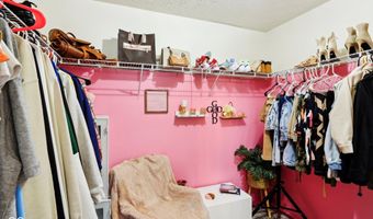 7045 Gavin Dr, Indianapolis, IN 46217