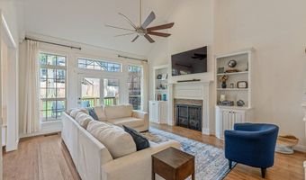 200 NW O St, Bentonville, AR 72712