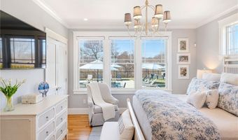 1048 Ocean Rd, Narragansett, RI 02882