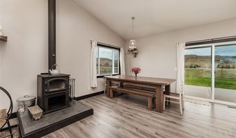 19 Star Haven Dr, Absarokee, MT 59001