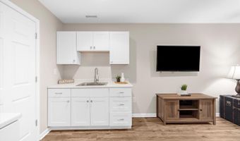 527 BAY HILLS Dr, Arnold, MD 21012
