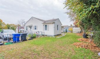 9 Farnum Ave, North Providence, RI 02911