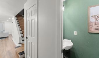 496 W PAR St 4, Orlando, FL 32804
