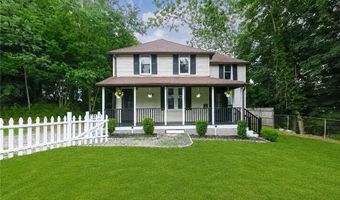 38 Padelford Ave, East Providence, RI 02915