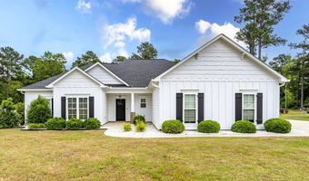 122 Hollister Dr, Albany, GA 31721