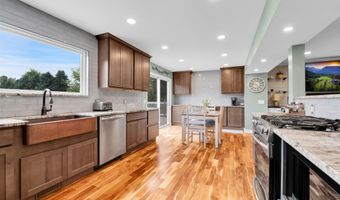 5576 Kidder Rd, Almont, MI 48003
