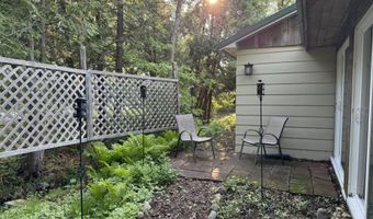 7386 Cheboygan St, Alanson, MI 49706