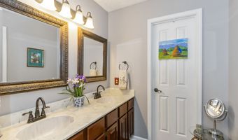 324 Ottawa Dr, Indianapolis, IN 46217