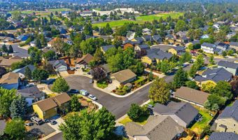 62815 Snowcap Ct, Bend, OR 97701