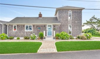10 Calef Ave, Narragansett, RI 02882