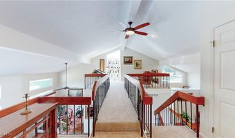 563 E Acadia Pt, Aurora, OH 44202