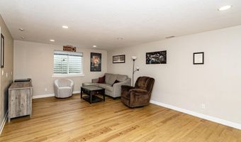 2732 Northridge Ln, Ames, IA 50010