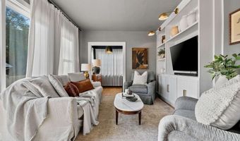 302 E MISSION Rd, Allouez, WI 54301