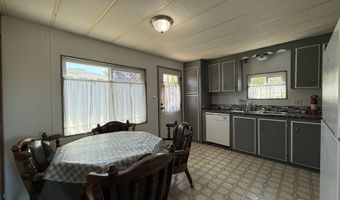 98620 CAMELLIA Dr, Brookings, OR 97415