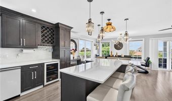 318 Farmington Ave, Cranston, RI 02920