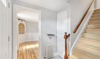 16 Elm Ave, East Providence, RI 02916