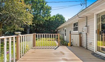 500 W SUNSET Ave, Appleton, WI 54911