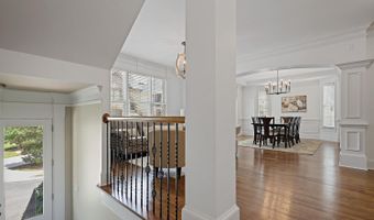 7989 Magnolia Sq, Atlanta, GA 30350