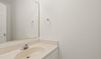 3733 ROXBURY Ln, Alexandria, VA 22309