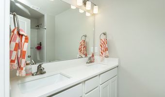 5707 NE Lowell Ln, Ankeny, IA 50021