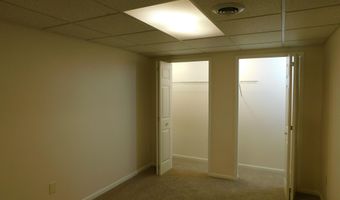 490 Liberty Pointe Dr, Ann Arbor, MI 48103