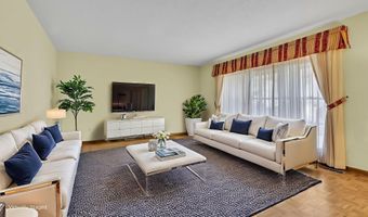 7910 Academy Trl NE, Albuquerque, NM 87109