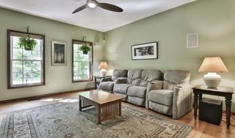5 Heron Marsh Ln, Brookline, NH 03033