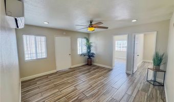 806 W Spruce St, Compton, CA 90220