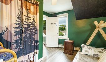 226 Becker Ave, East Providence, RI 02915