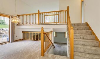 12818 Eastview Curv, Apple Valley, MN 55124