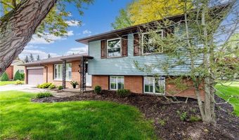 24 Glenbourne Ct, Amherst, NY 14221