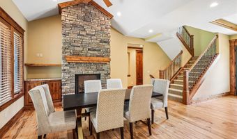 7270 NW 23rd St, Ankeny, IA 50023