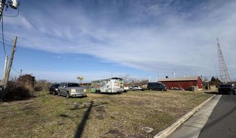 2015 N Riverside Dr, Atlantic City, NJ 08401