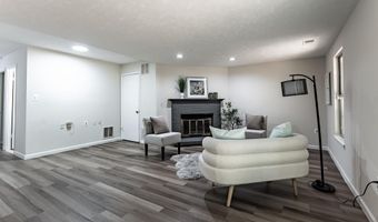 7910 PEYTON FOREST Trl, Annandale, VA 22003