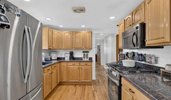 26 Algerine St, Berkley, MA 02779