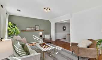 2607 WASHINGTON Blvd, Arlington, VA 22201