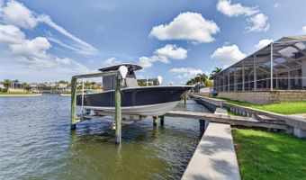 5722 SEA TROUT Pl, Apollo Beach, FL 33572