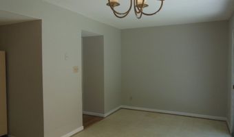 102 Arlington Sq, Ashland, VA 23005